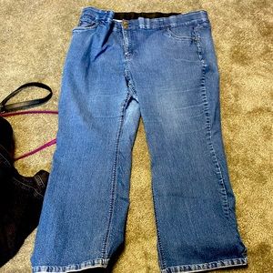 Women within jeans with elastic stretchy band size 30